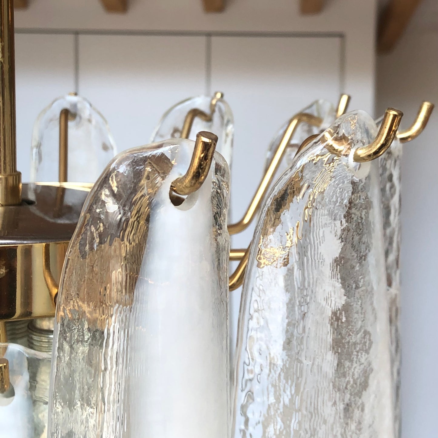 Vintage Murano chandelier, La Murrina. 18 glass leaves