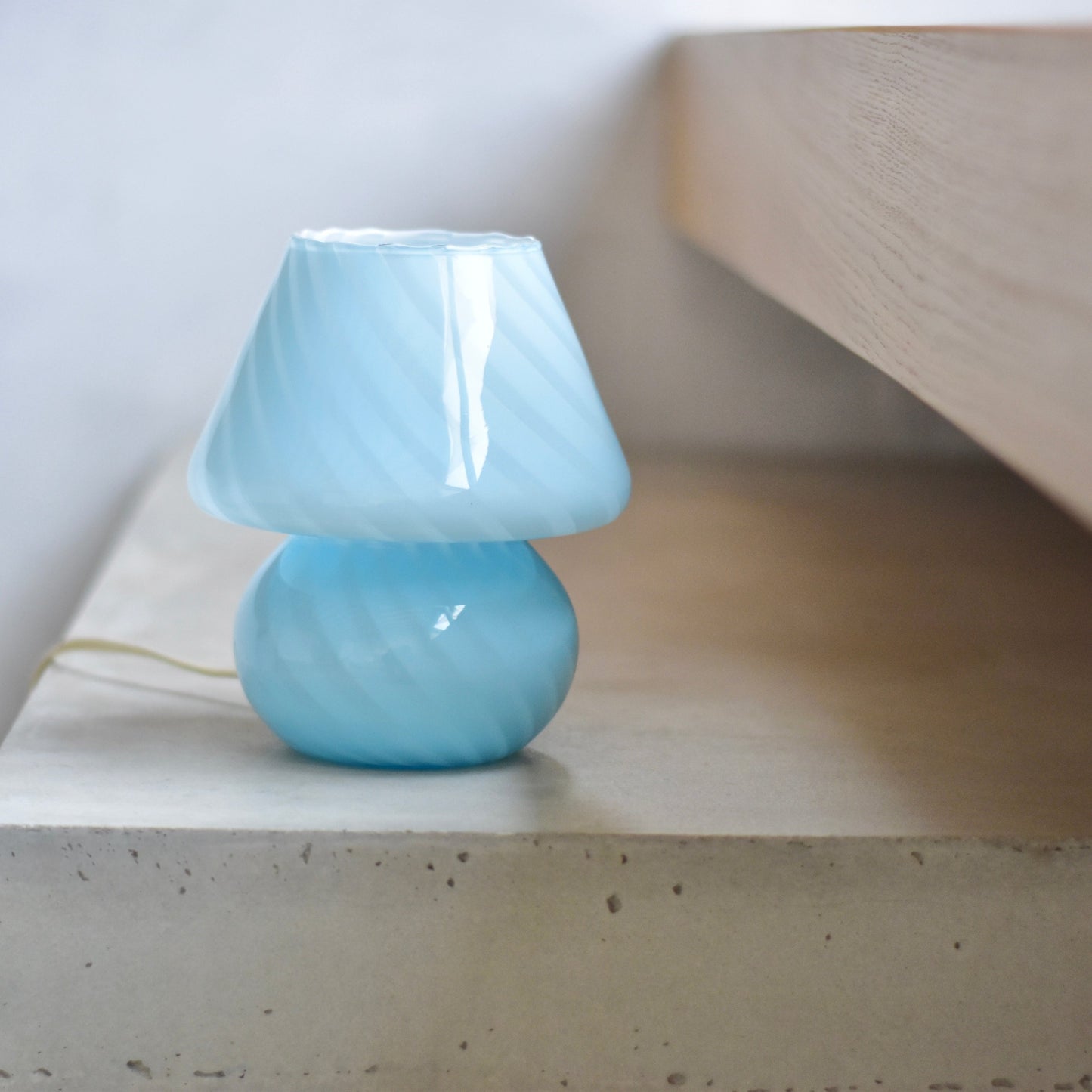 Blue vintage Murano mushroom lamp H19